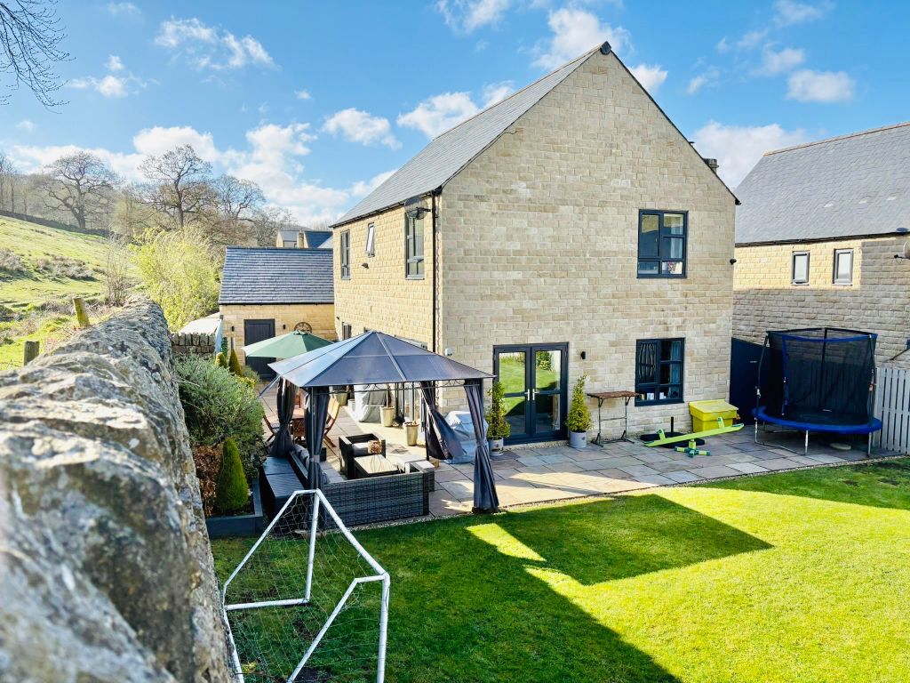 Property photo 1 of 34