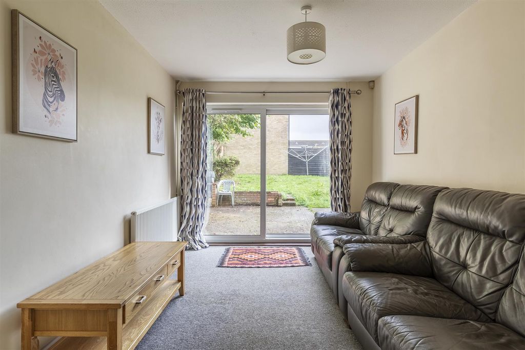 Property photo 2 of 17 12 Otham Close, Canterbury-01 Copy.Jpg