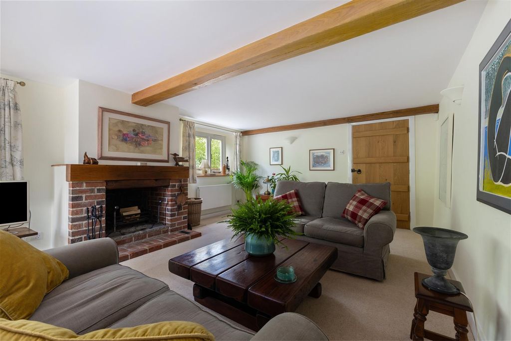 Property photo 3 of 22 Drawing Room