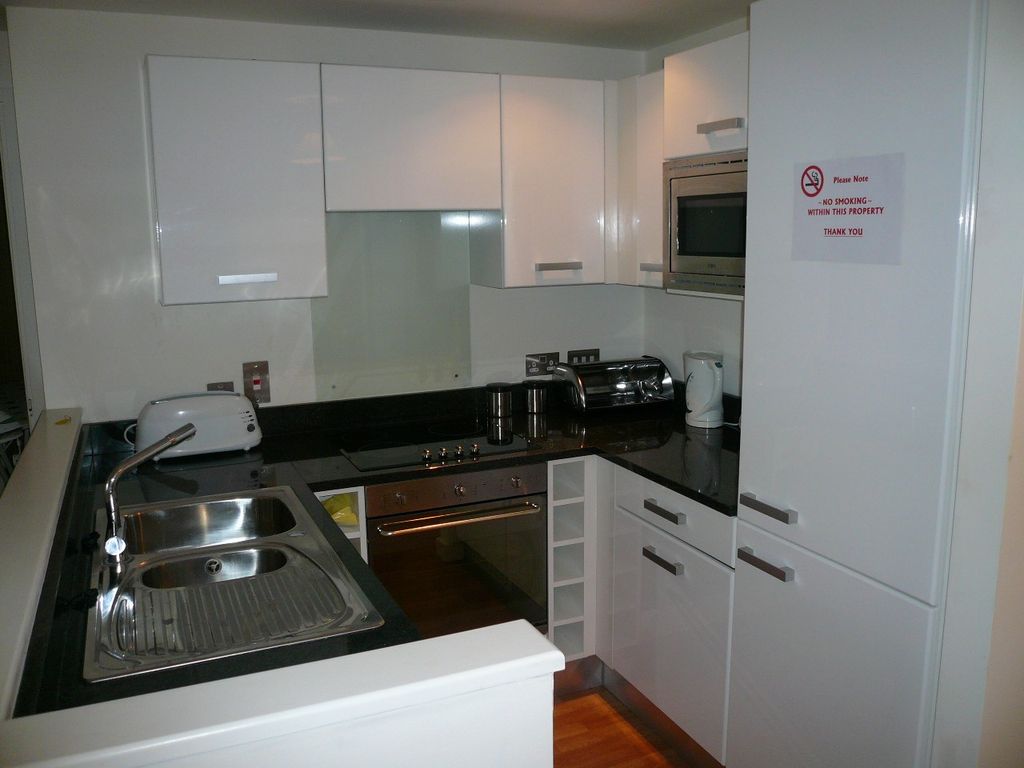 Property photo 3 of 12 (Main)