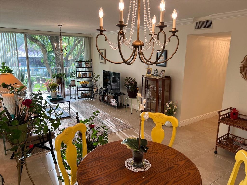 Property photo 3 of 34 <Alttext/>