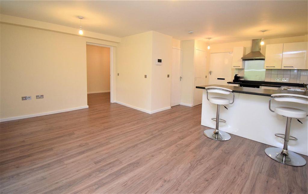 Property photo 2 of 8 Wytonw9Nfe6Drmdafj5l_G (1).Jpg