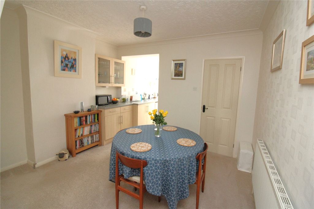 Property photo 3 of 16 Picture No. 05