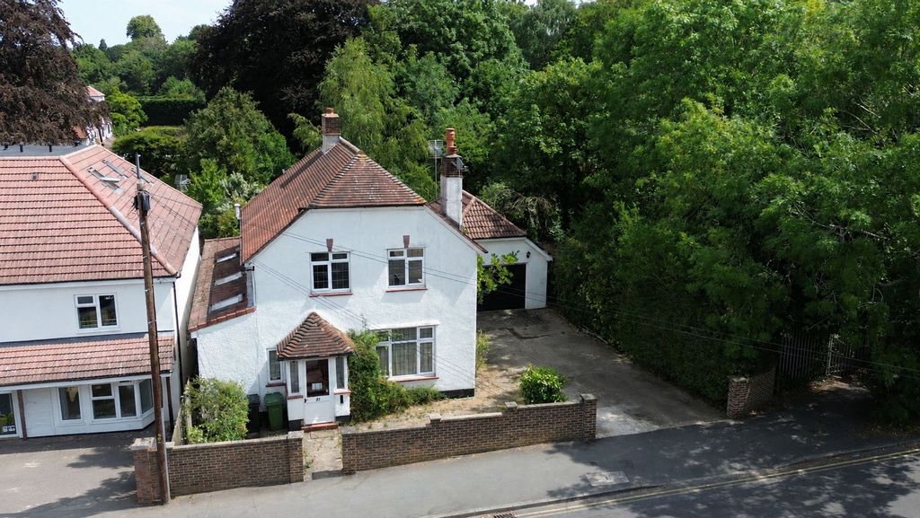 Property photo 1 of 16