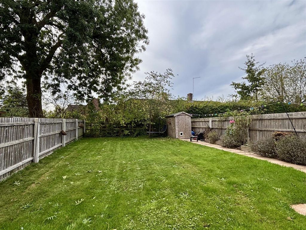 Property photo 2 of 9
