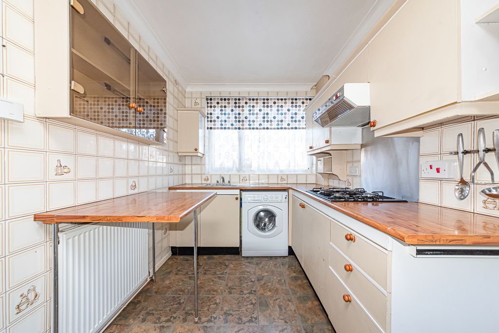 Property photo 2 of 42 13