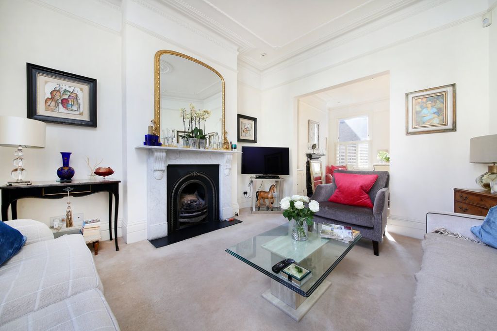 Property photo 2 of 16