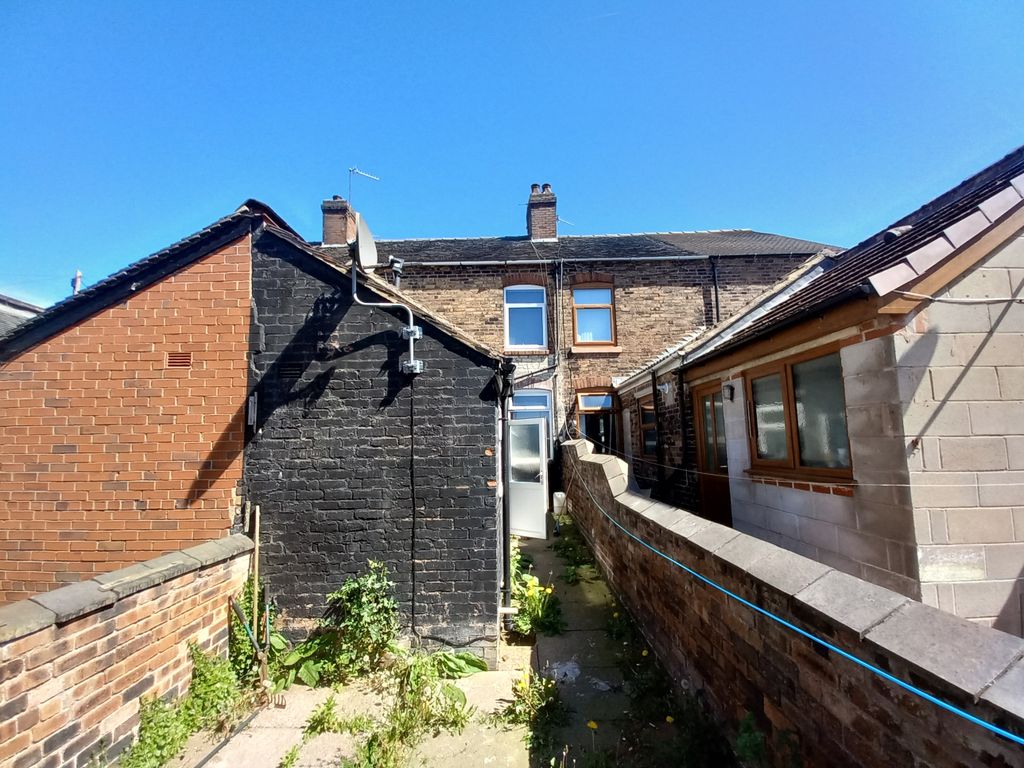 Property photo 3 of 7