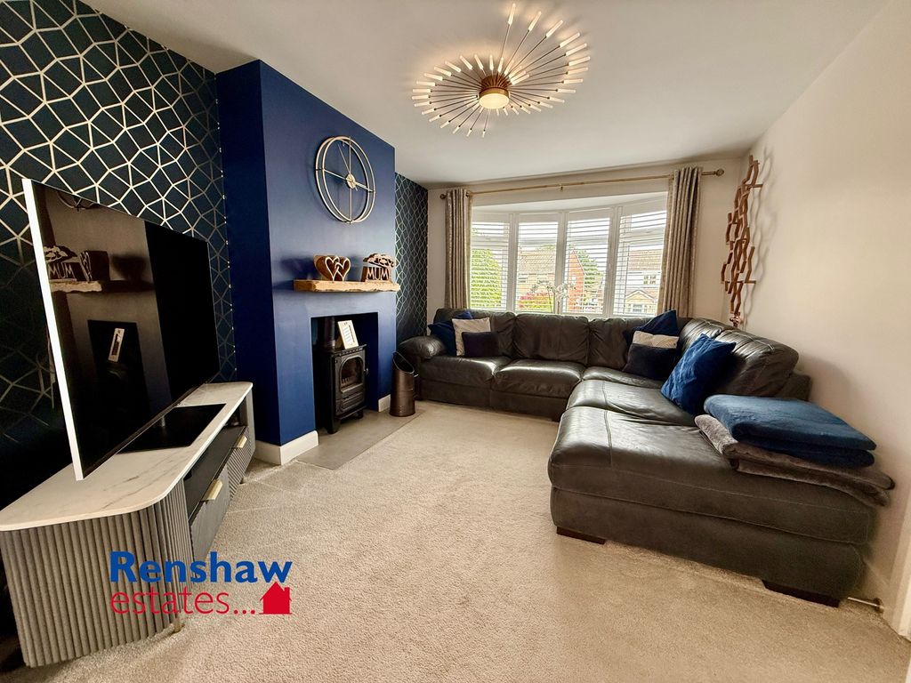 Property photo 3 of 22 L (1)