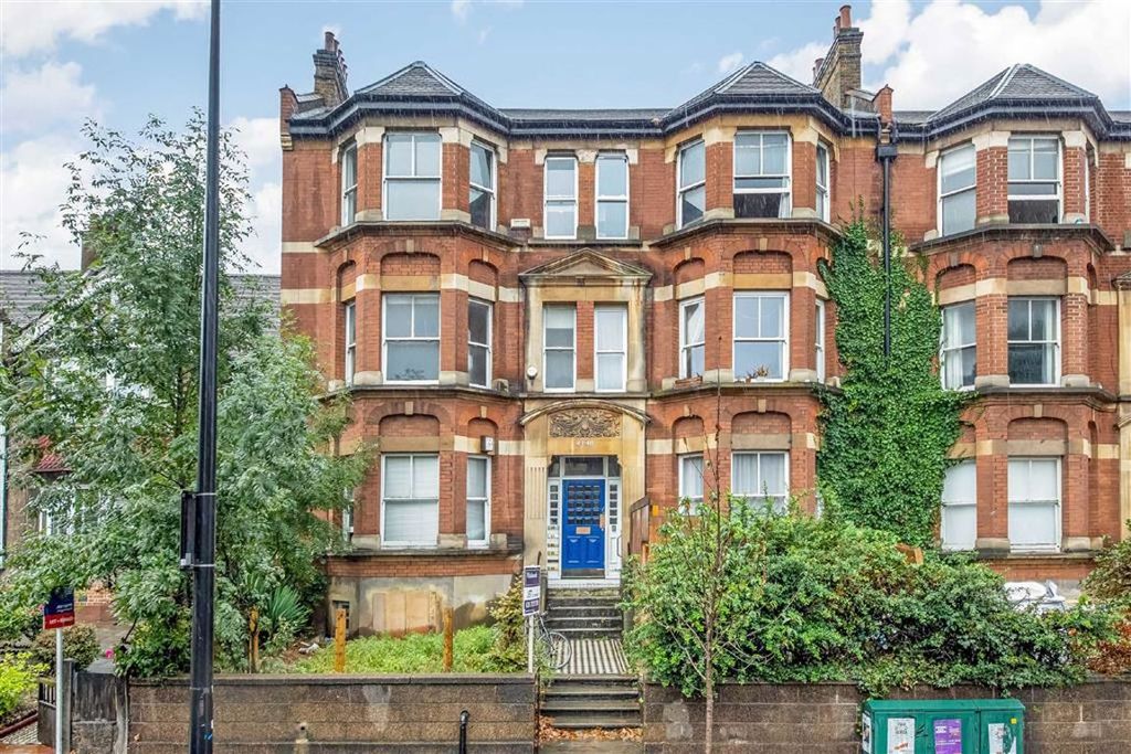 Property photo 1 of 8