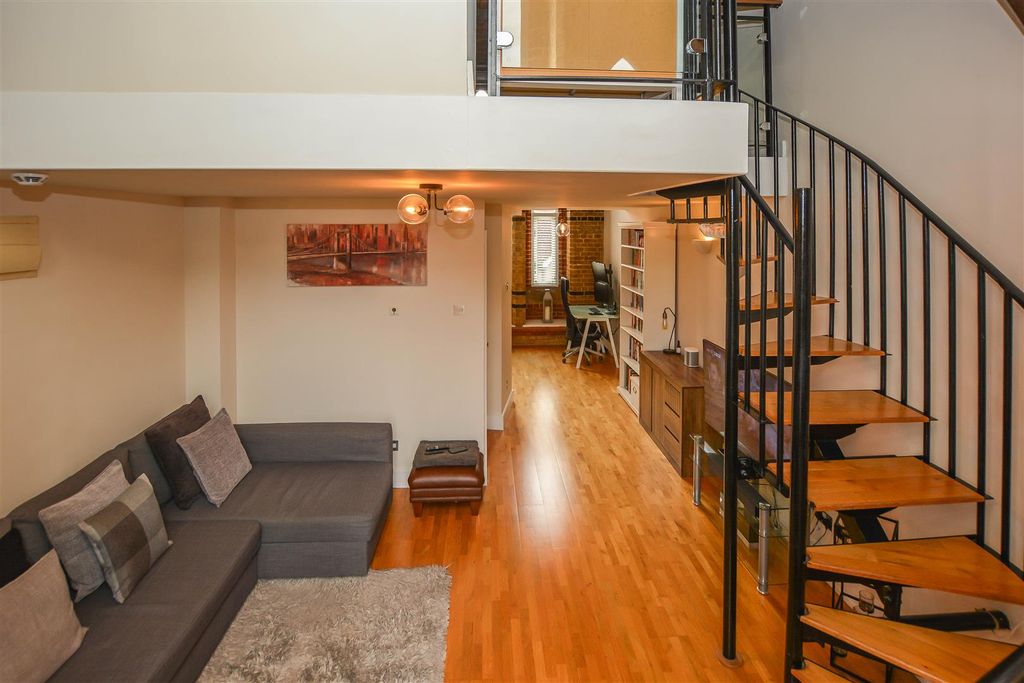 Additional image 4 of 1 bed flat for salePastoral Way, Warley, Brentwood CM14