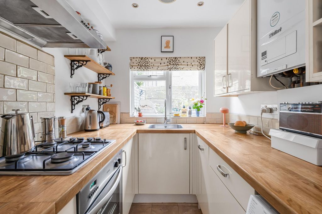 Property photo 1 of 21 Photo 0