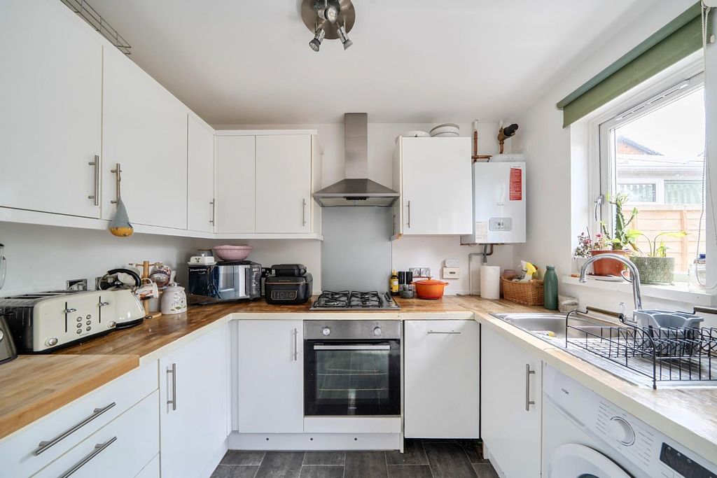 Property photo 3 of 13 1-6A85114Ea3297-1510523 (9)-1.Jpg