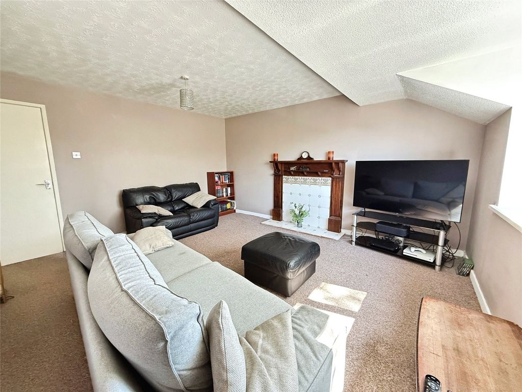 Property photo 3 of 11 Picture No. 05