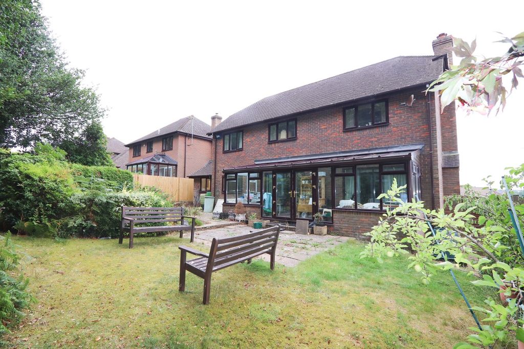 Property photo 2 of 7