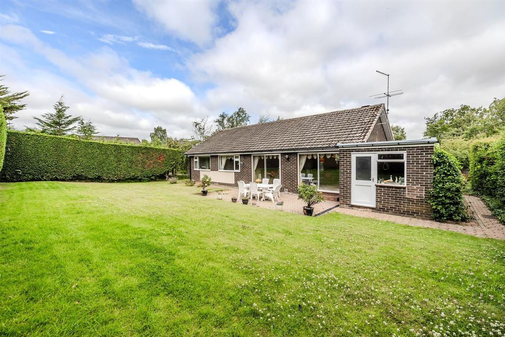 Property photo 2 of 18