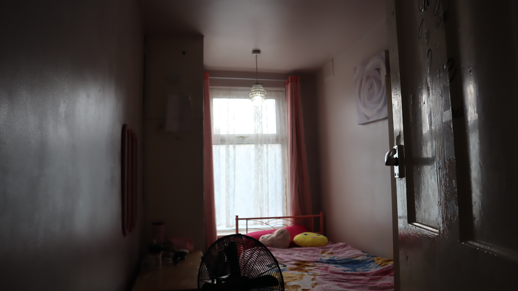 Property photo 2 of 39