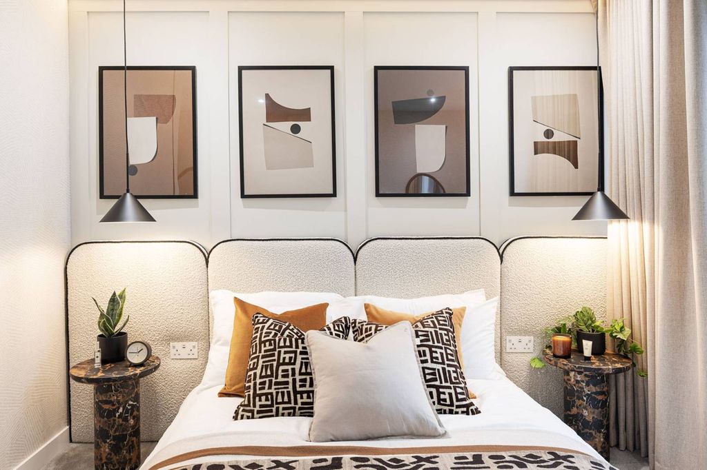 Property photo 2 of 23