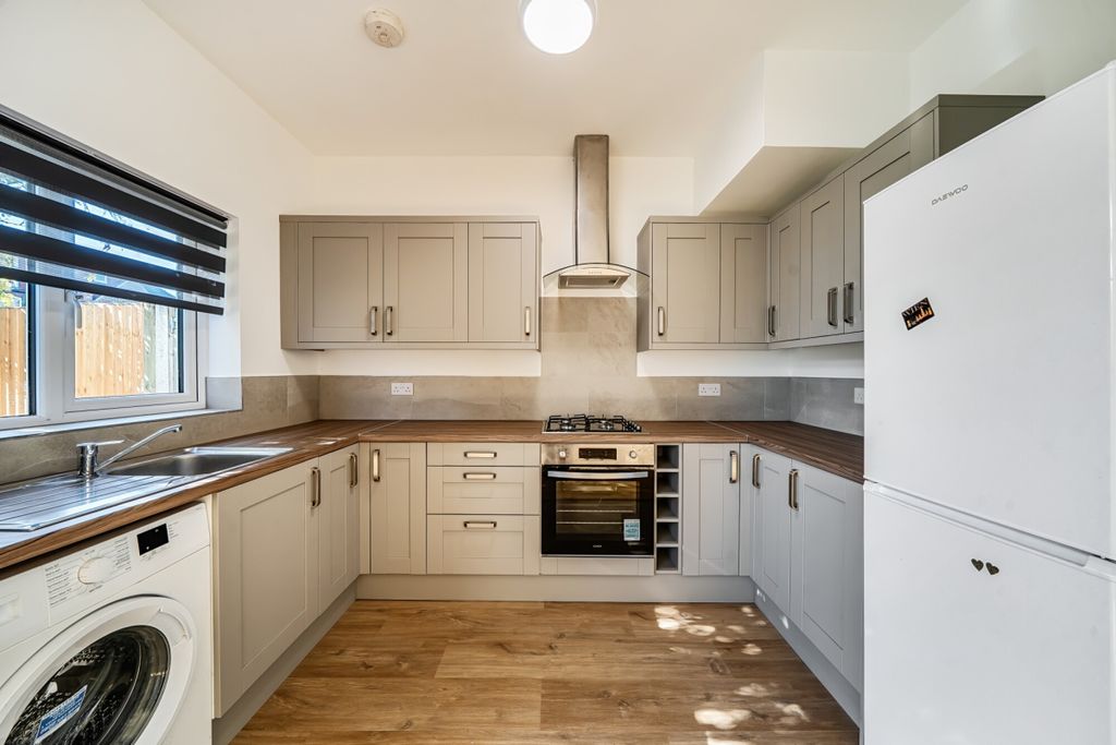 Property photo 3 of 20 1535297 (11)