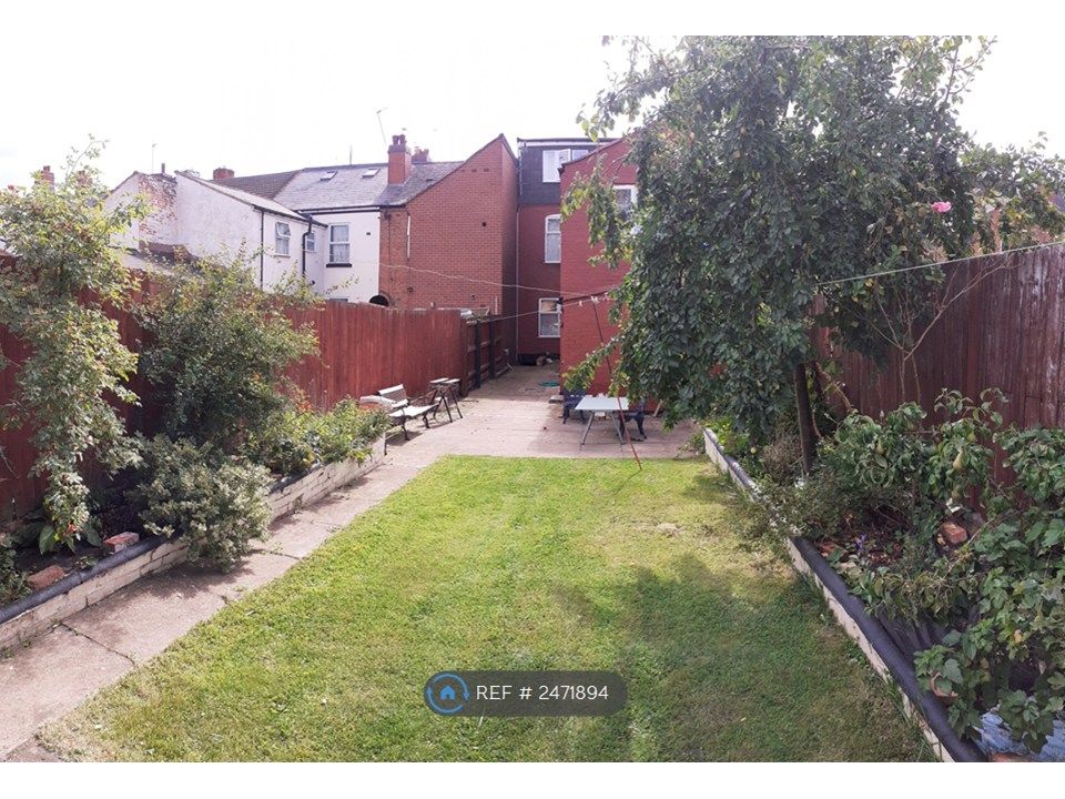 Property photo 3 of 12 Rear Garden