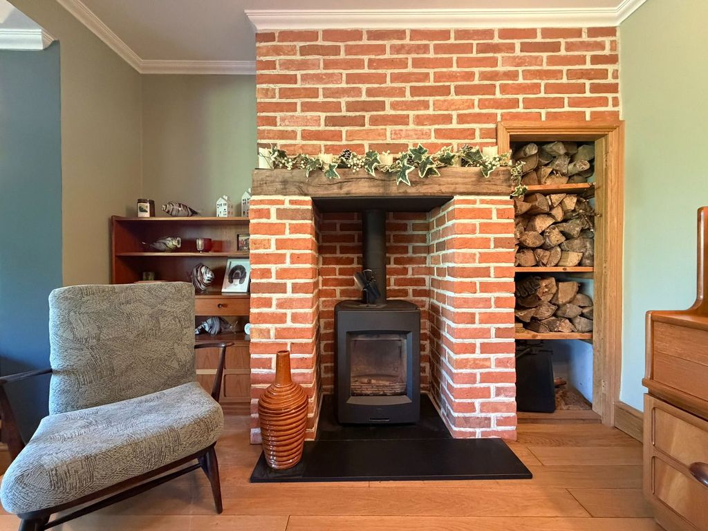 Property photo 3 of 19