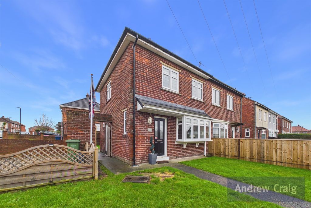 Property photo 1 of 12 (Main)