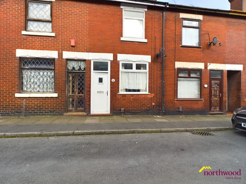 Property photo 1 of 12