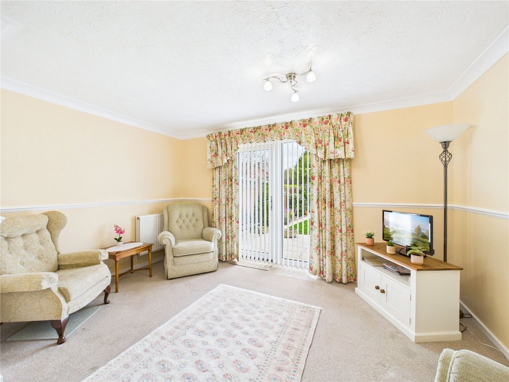 Property photo 3 of 17 Picture No. 14