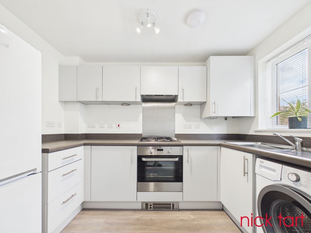 Property photo 3 of 12 Photo 11