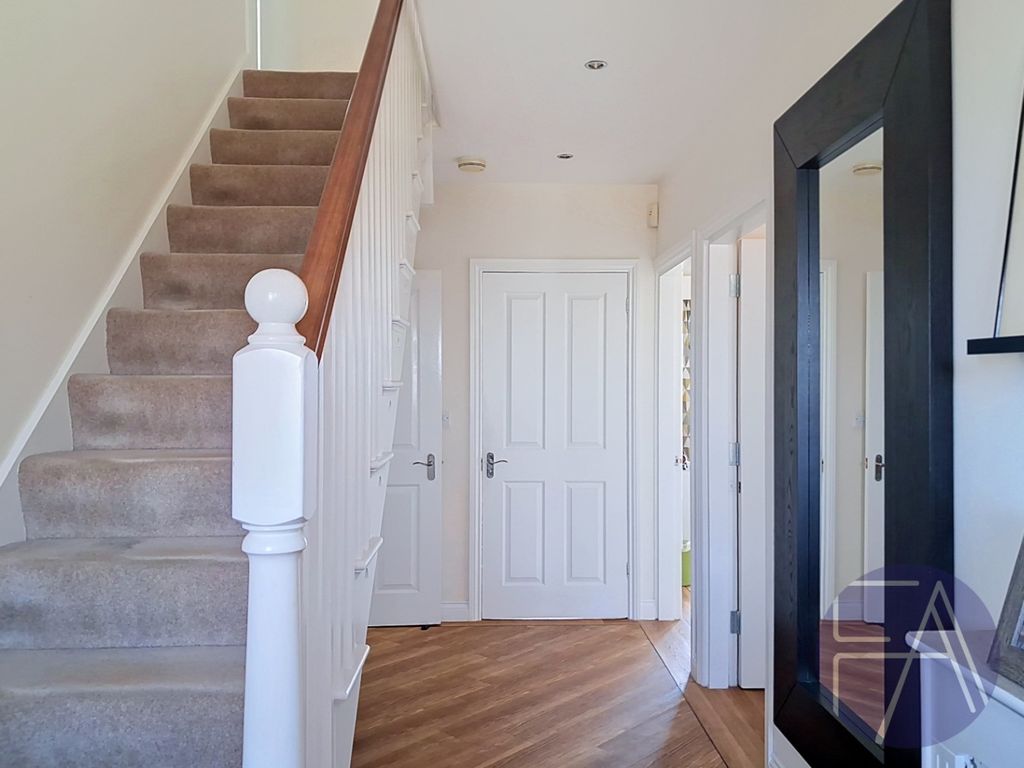Property photo 2 of 40 5196631