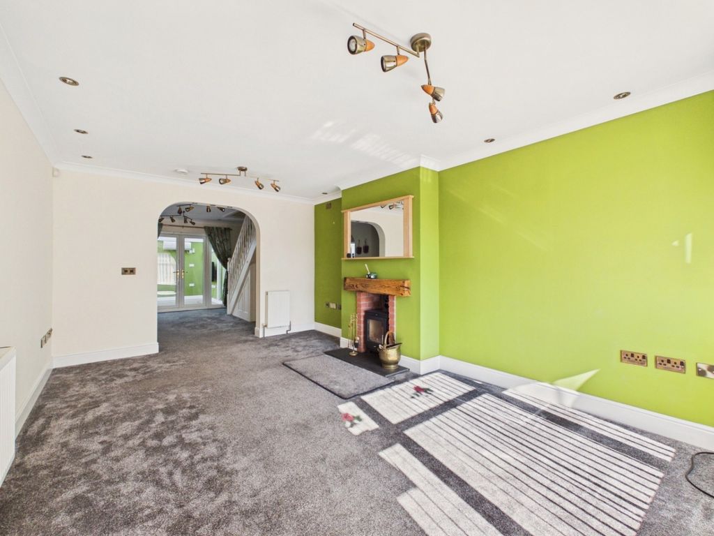 Property photo 3 of 20 4754947