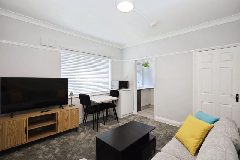 Property photo 1 of 5 Photo 5