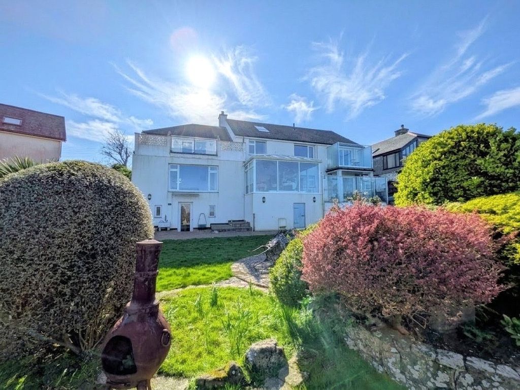 Property photo 3 of 34 Picture No. 50