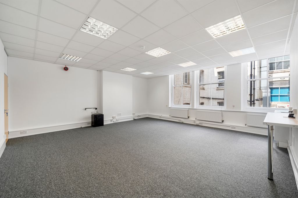 Property photo 2 of 10 Picture 2