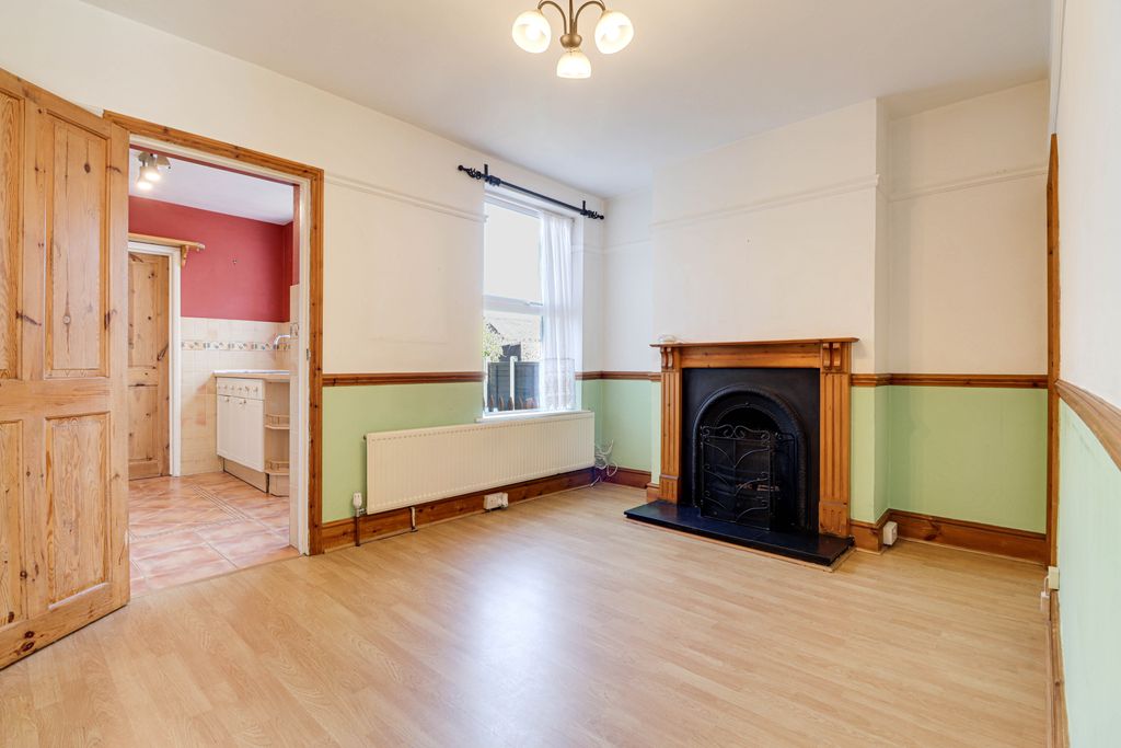 Property photo 3 of 13 Dining Room