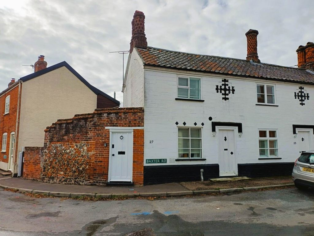 Property photo 1 of 17