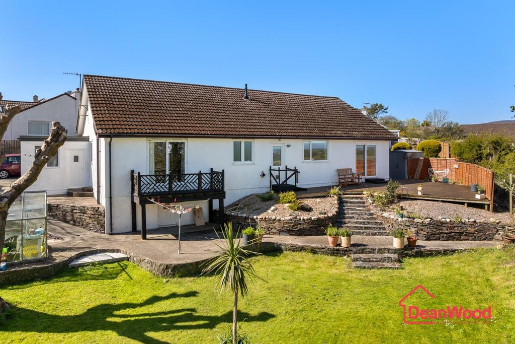 Property photo 3 of 33 3.Jpg