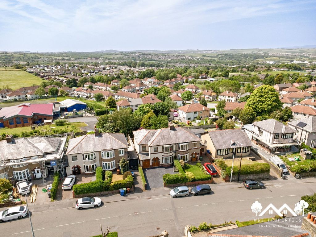 Property photo 1 of 54