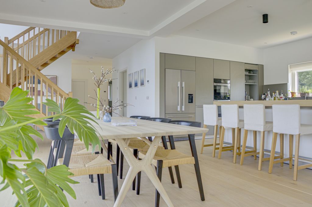 Property photo 1 of 17 Dsc_1013