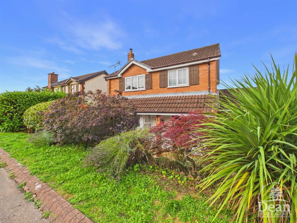 Property photo 1 of 31