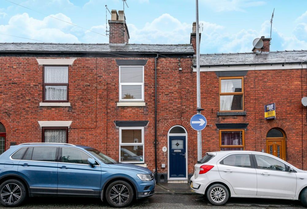 Property photo 2 of 26