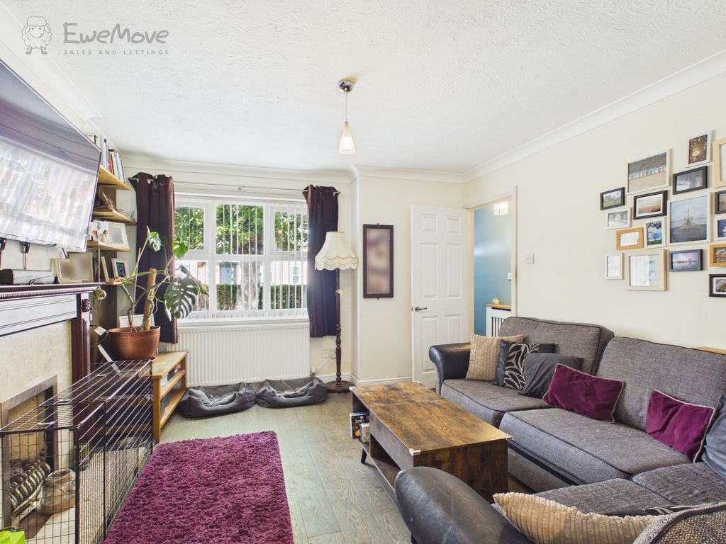 Property photo 3 of 18 Cam05065G0-Pr0032-Still006