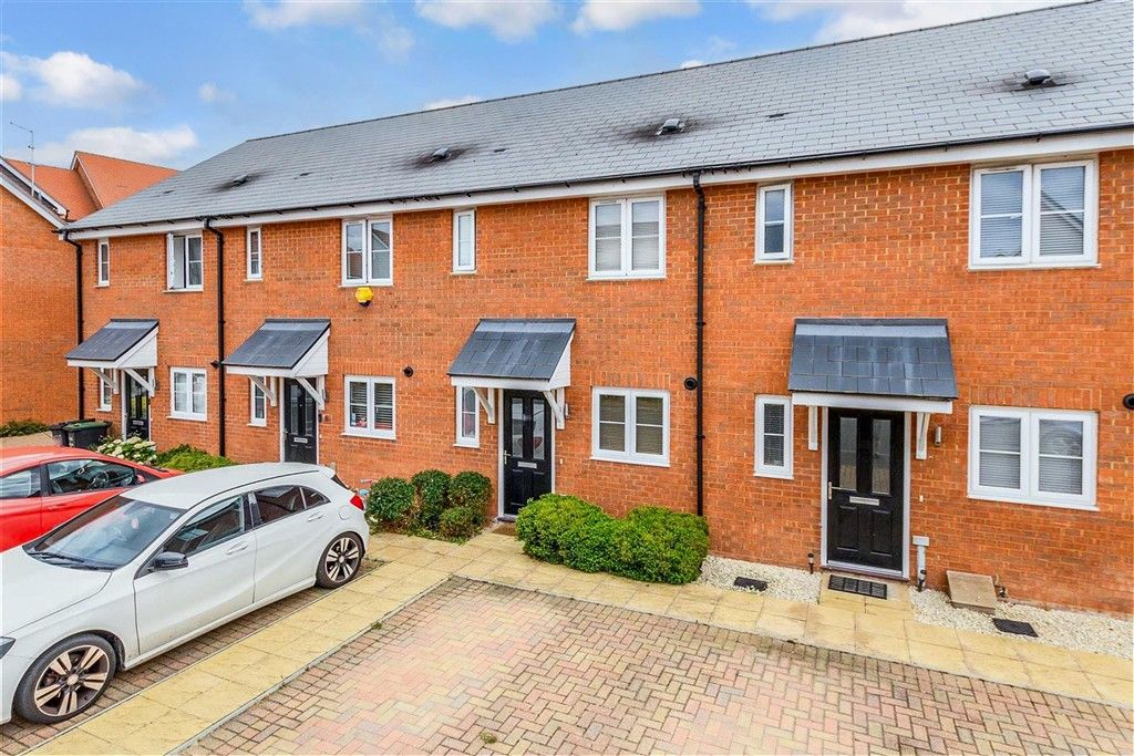 Property photo 3 of 7 External (Web)