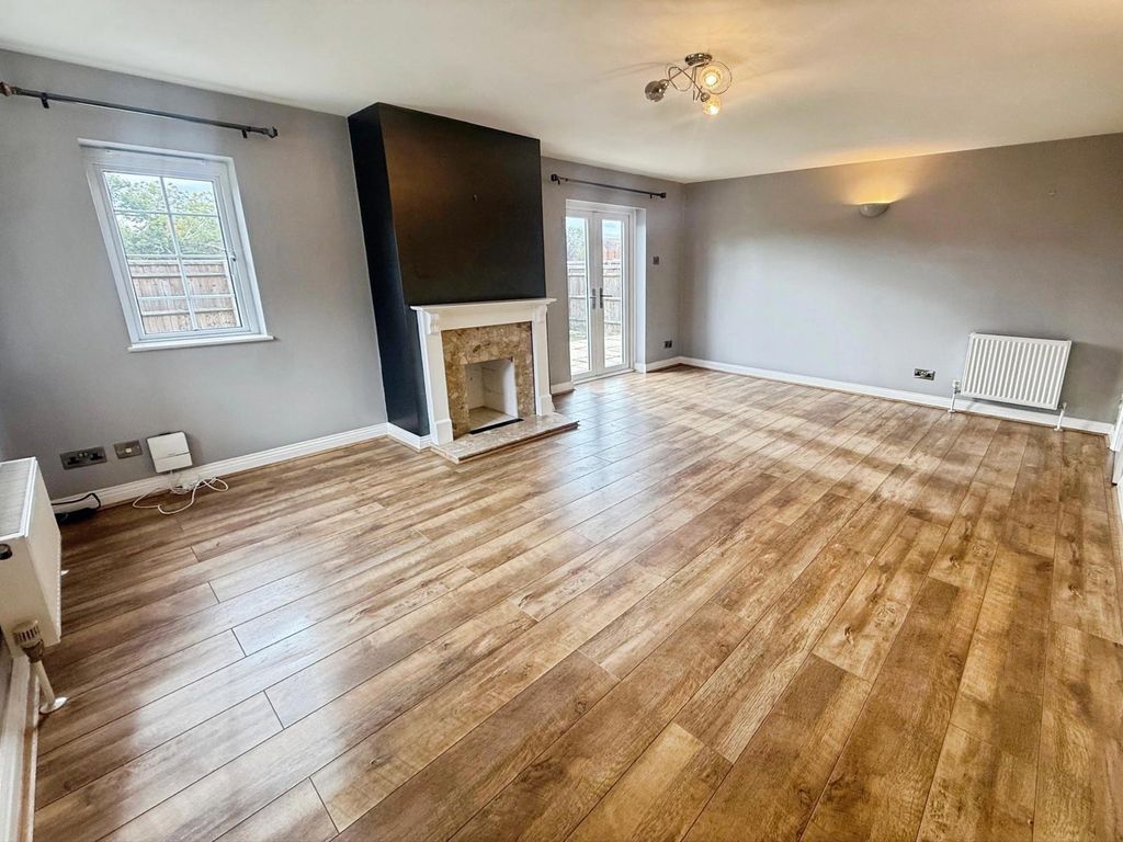 Property photo 2 of 20 Pbox-Img.Jpg
