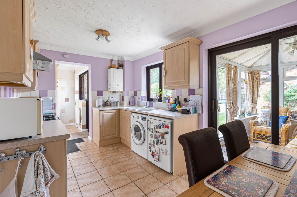 Property photo 2 of 22