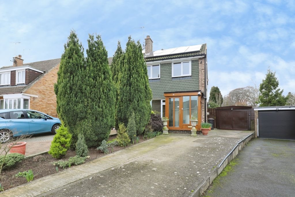 Property photo 1 of 18 Pbox-Img.Jpg