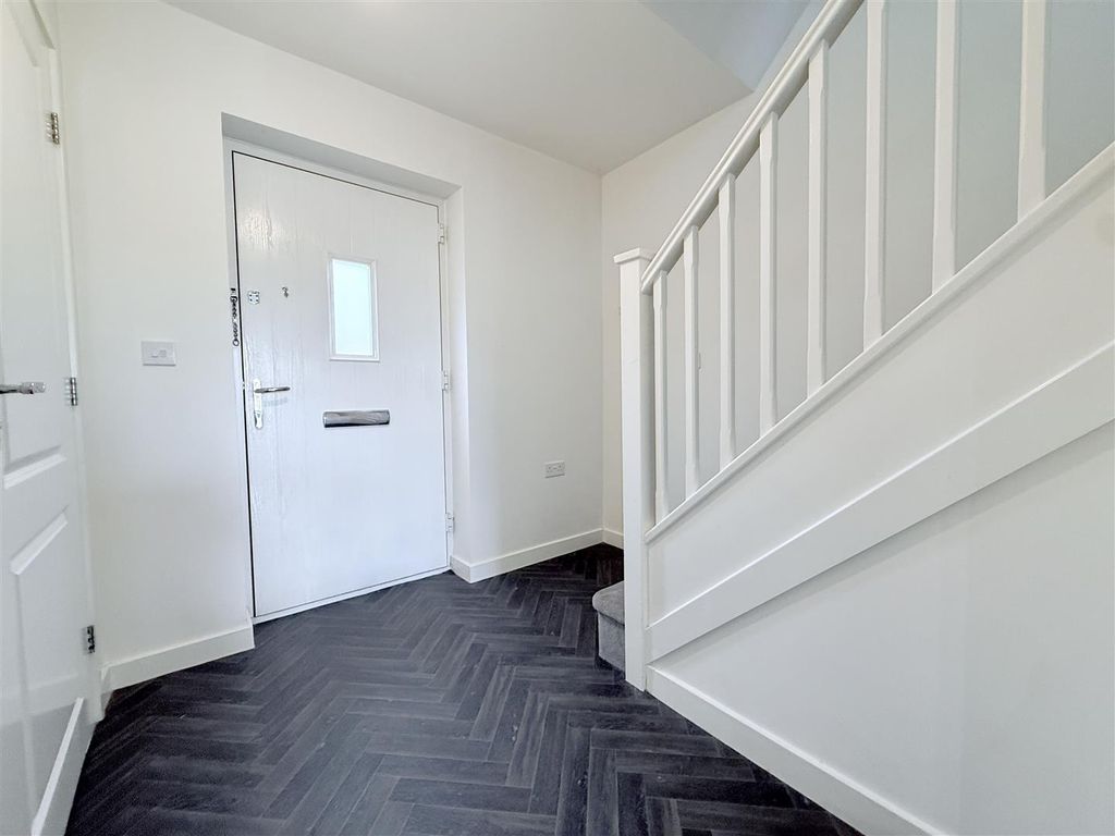 Property photo 3 of 18 Initial Entrance Hall