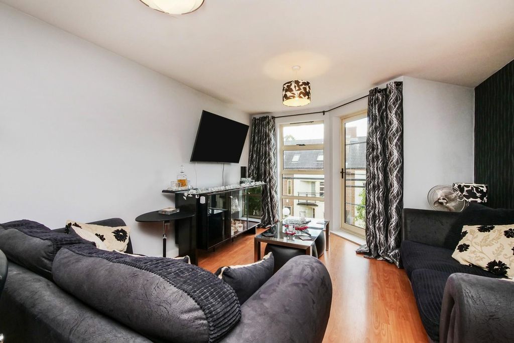 Property photo 2 of 15 Pnmb0166.Jpg