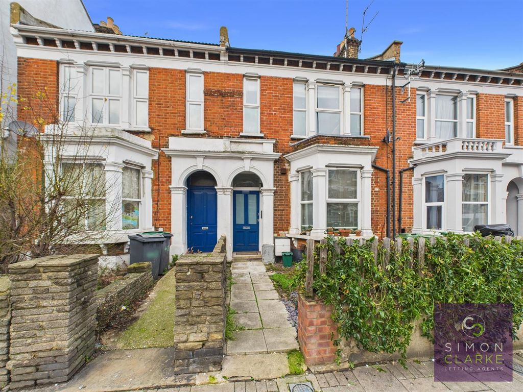 Property photo 3 of 7 Cam05425G0-Pr0090-Still010.Jpg