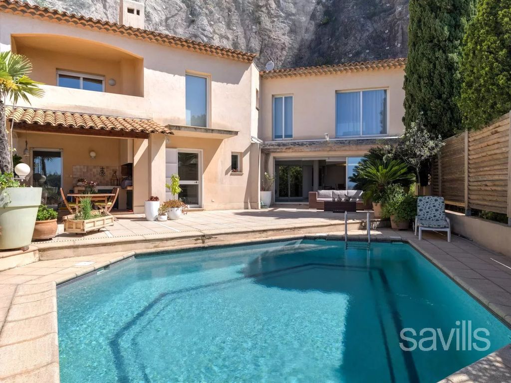 Property photo 1 of 27 Neo-Provençal Villa In Cap De Nice